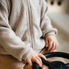 Sweter dziecięcy z kapturkiem