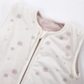 Ecru baby sleeping bag with teddy bear print