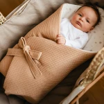 Beige baby nest with bears 75x75