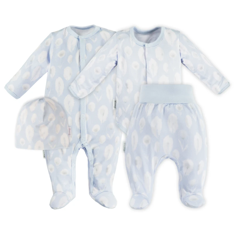 Zestaw bambusowy pajac, body, czapka i półśpiochy niebieskie w piórka