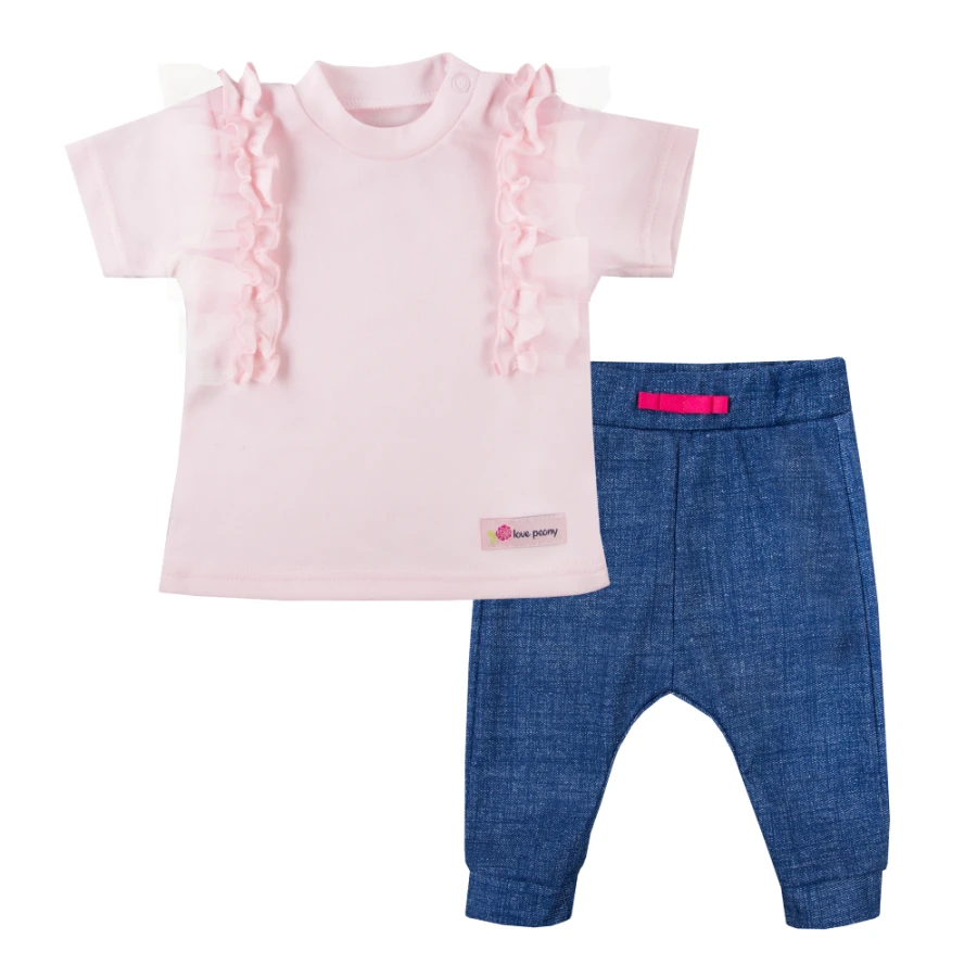 Zestaw bluzka różowa z falbanką tiulową i spodnie jeans