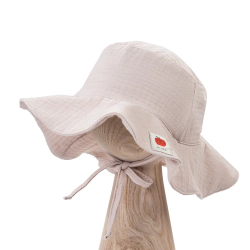 Beige muslin children’s hat