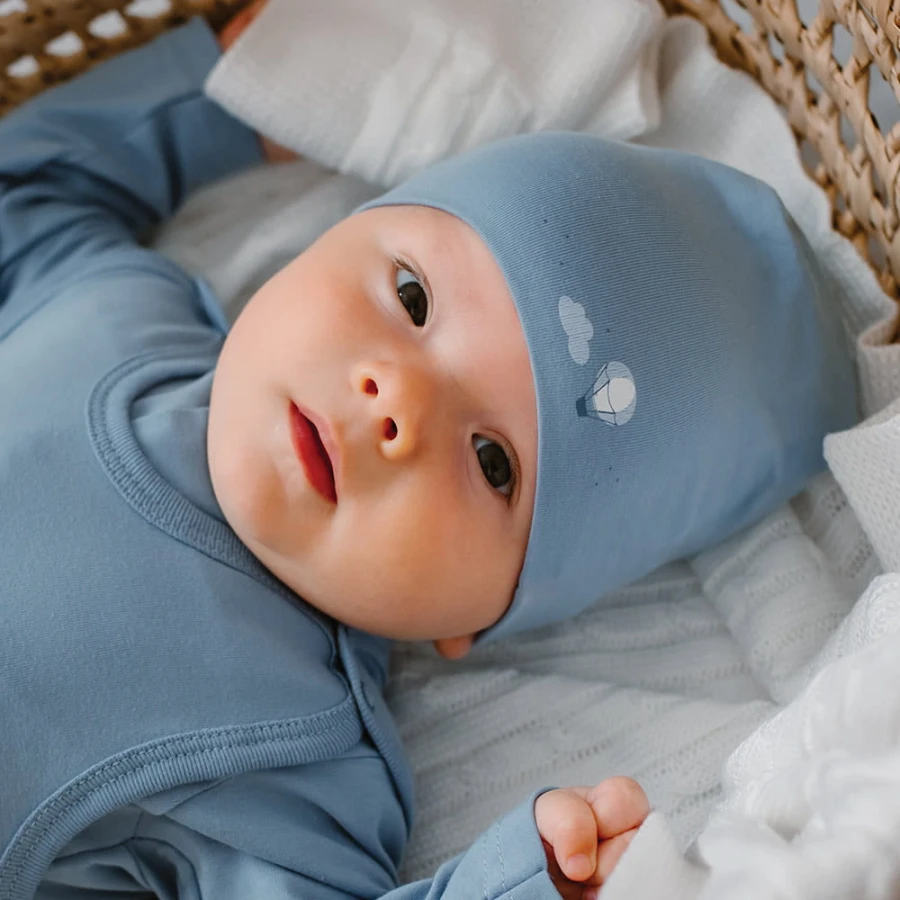 Baby hat blue with ballon pattern
